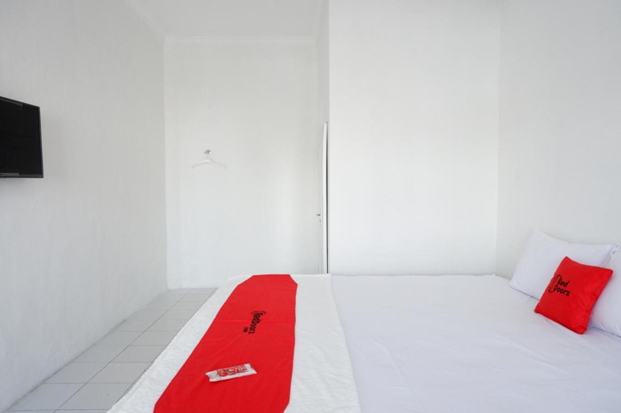 Reddoorz Near Ums Surakarta (Solo)